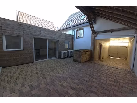 maison 7 pièces - 179 m²