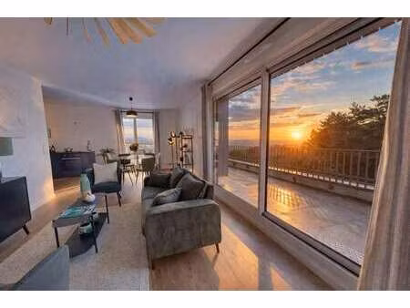 vente appartement 4 pièces à la chapelle-sur-erdre (44240) : à vendre 4 pièces / 90m² la c