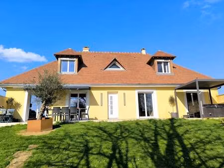 vente maison à ellon (14250) : à vendre / 227m² ellon