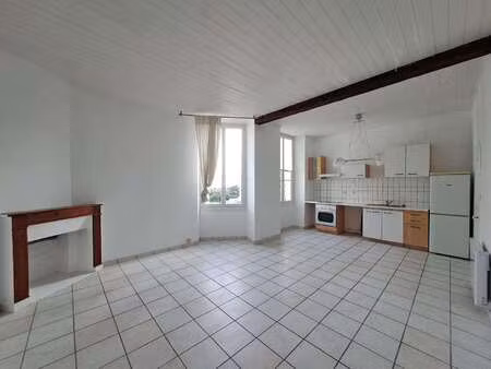 location appartement 2 pièces à nantes centre ville (44000) : à louer 2 pièces / 50m² nant