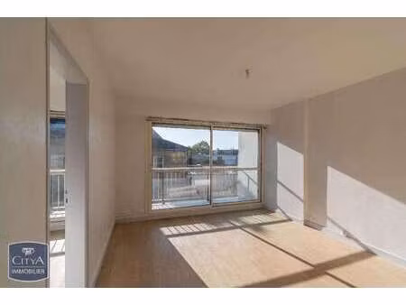 location appartement 2 pièces à saint-brieuc centre ville  charner  ste thérèse (22000) : 