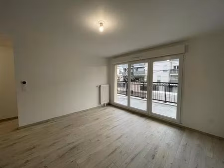 gretz-armainvilliers - 2 pièces