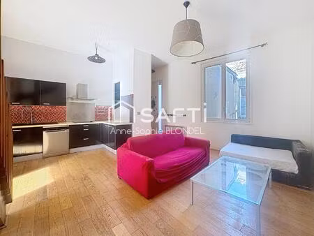 birdeaux grosse cloche appartement en dernier étage 2 chambres