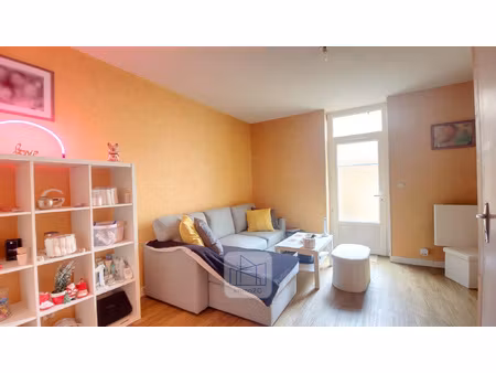 quartier république t2 sur cour !