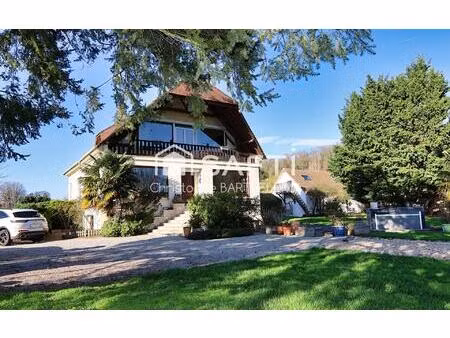 propriété de caractère rare avec dépendance habitable  terrain de tennis et piscine sur so