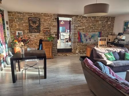 maison en pierres renovee