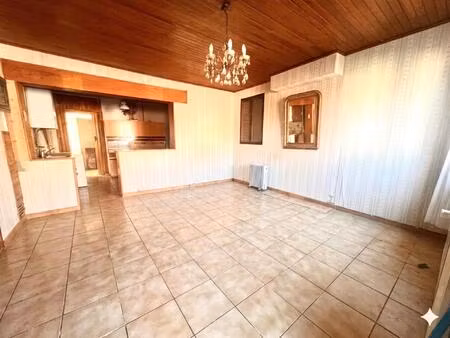 maison semi individuelle 2 ch et jardin non attenant