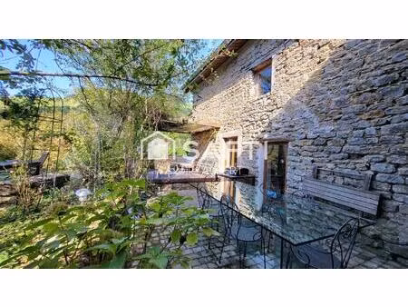 superbe maison de village avec beau potentiel