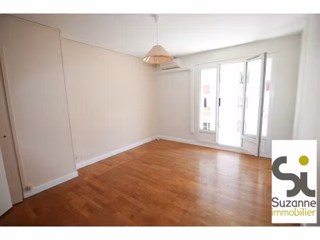 t2 avec balcon et cave