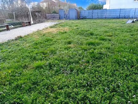 vente terrain 693 m2 à saint-jean-de-bournay