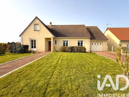 maison à yèvres (28160)