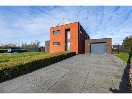 huis te huur in kontich met 3 slaapkamers