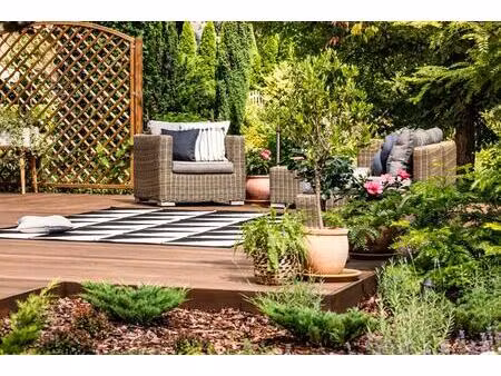 ** charmant 3 pièces avec jardin privé + parking  un emplacement idéal **