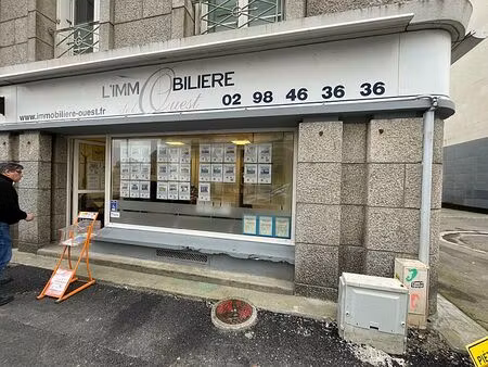 location commerce brest 56 m²