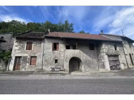 vente maison 6 pièces 105 m2 à chazey-bons