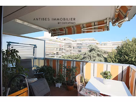 studio juan les pins - terrasse - ideal investissement locat