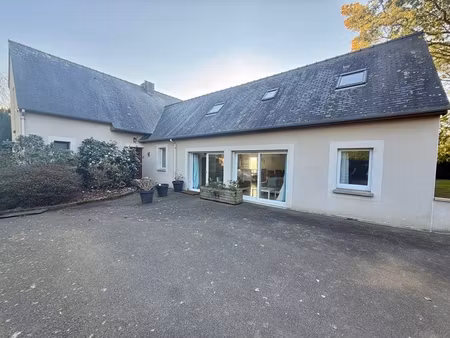 maison à vendre 10 pièces saint pere marc en poulet (35)