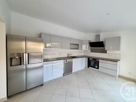 à louer maison 204 05 m² – 1 920 € |hettange-grande
