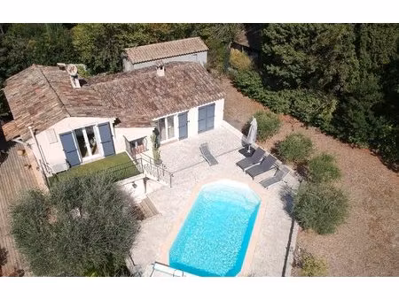 peymeinade villa individuelle 135m2 env terrain 1900m2 env belle vue piscine jacuzzi