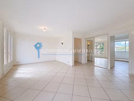 appartement 2pièce(s) 1chambre(s) 65 m² chambéry (73000)