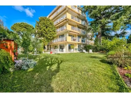 nice cimiez - une vie comme dans une maison !