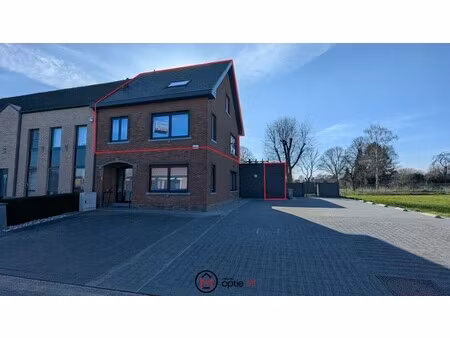 appartement te huur in bilzen-hoeselt met 2 slaapkamers