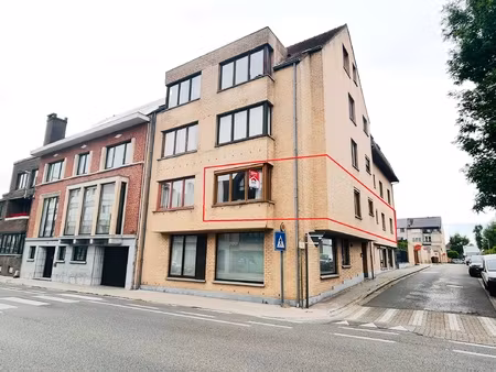 appartement te huur in wevelgem met 3 slaapkamers