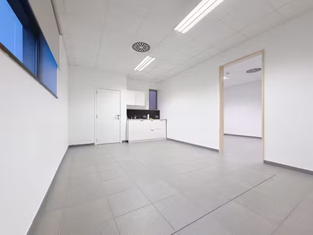 commercieel te huur in knesselare