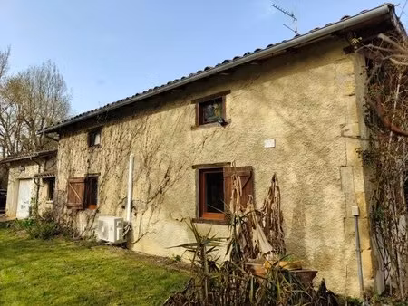 secteur seissan  maison de charme sur un havre de paix