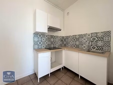 location appartement 2 pièces 45m² caussade 82300