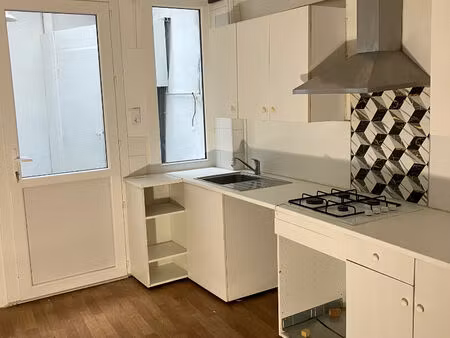 pamiers - a louer - maison de ville de type 4