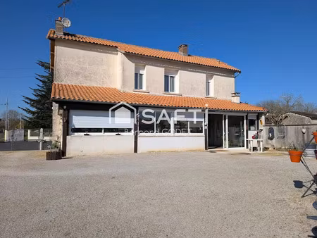 vente maison 4 pièces 122 m² à verteuil-sur-charente (16510)  172 000 €