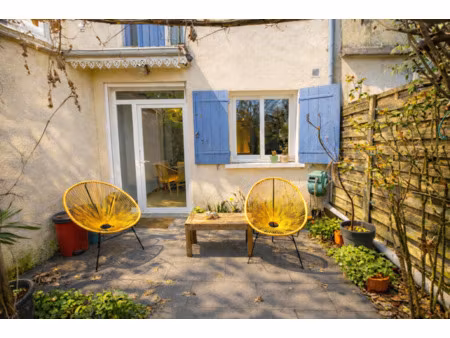 villeneuve sur lot  charmante maison de ville rénovée avec jardinet