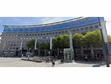 location local professionnel 265m² villeurbanne 69100