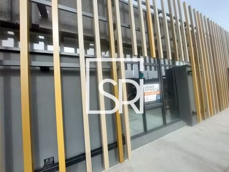 location local professionnel 380m² clermont ferrand 63000