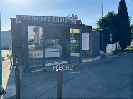 snacking / traiteur / axe passant