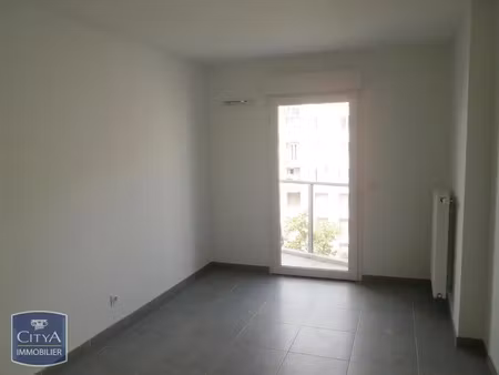 appartement à louer 3 pièces 66.29 m² - lyon 8e arrondissement (69008) - 974€