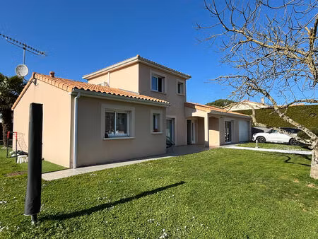 achat maison 7 pièces 172m²