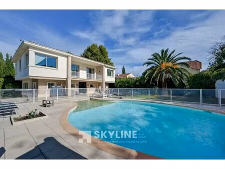 villa d’exception avec piscine – quartier michelet  marseille 9e