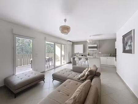 vente appartement 3 pièces 71 m² saint-raphaël (83700)