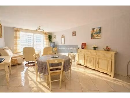 vente appartement 3 pièces 66 m2 à saint-raphaël