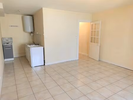 location appartement 1 pièce 27m² gueret 23000