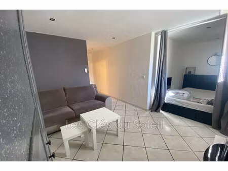 location appartement 1 pièce 30m² cuers 83390