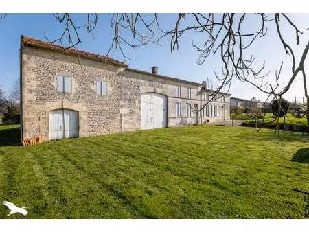 vente maison 5 pièces 160 m² pons (17800)