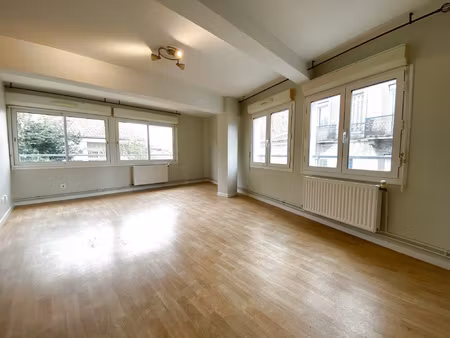 t3 avec parking - quartier nansouty