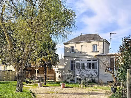 vente maison 4 pièces  161.91m²  saumur