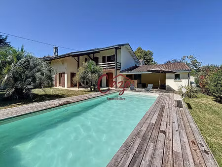 maison de 182 m2 sur les hauteurs de quinsac - pierre