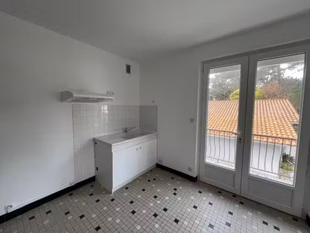 location appartement 2 pièces 29 m² à la tremblade (17390)