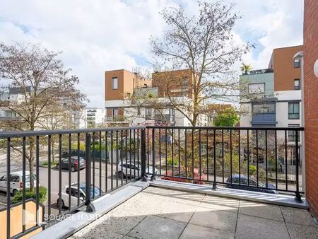 dijon - appartement 2 pièces à louer - 52m2 - 600 € cc - réf: cb-dij-905 - bourse immobili