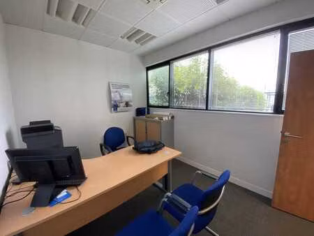 location bureau 154 m² à brest (29200)